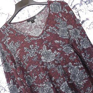 LAST CHANCE - FLORAL KNIT TOP XL AGB *FLAWED* Red Grey Basic Casual Fall Spring